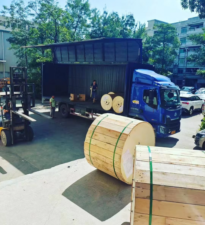 কারখানার স্টক আউটডোর ডাবল বর্মযুক্ত GYTS53-96 কোর ফাইবার অপটিক ক্যাবল ডাবল জ্যাকেট G652D একই দিন পাঠানো 14