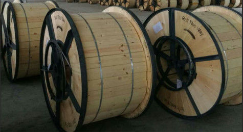 অ্যান্টি-রোজ্যান্ট সরাসরি ডুবে থাকা পানির নিচে GYTA33 GYTS33 ইস্পাত তারের বর্মযুক্ত ফাইবার অপটিক ক্যাবল