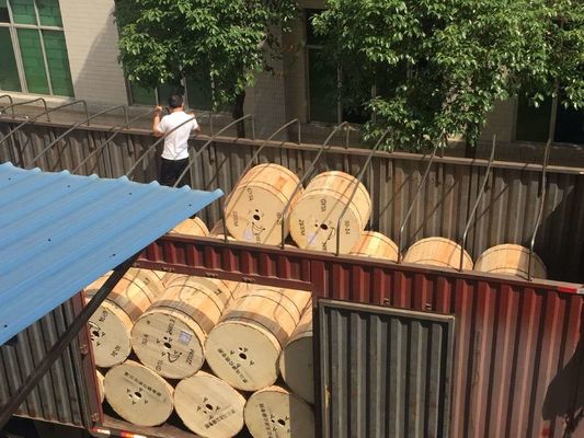 আউটডোর জিওয়াইএফএক্সটিওয়াই 2 4 6 টেলিযোগযোগের জন্য কোর ফাইবার অপটিক কেবল